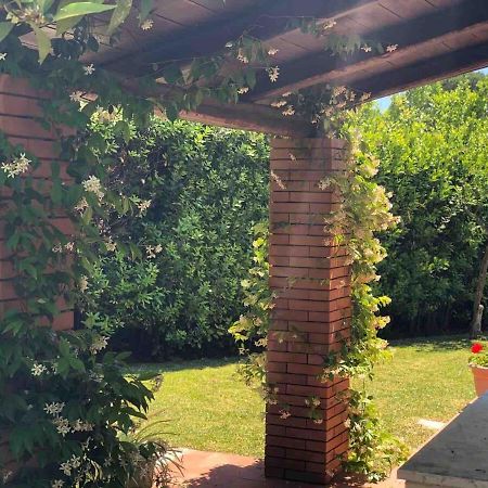 Vila Le Tre Palme Fontane Bianche Exteriér fotografie
