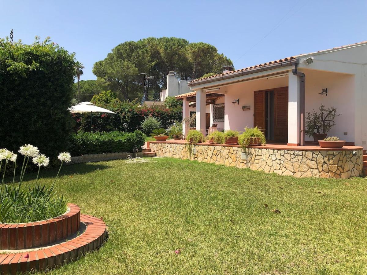 Vila Le Tre Palme Fontane Bianche Exteriér fotografie