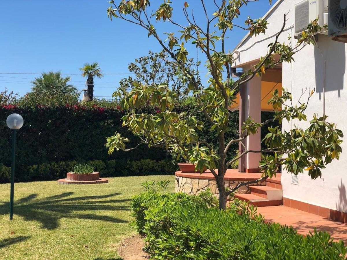 Vila Le Tre Palme Fontane Bianche Exteriér fotografie